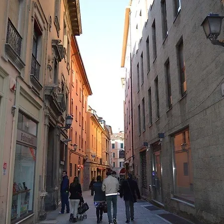 Cosmopolitan Bologne