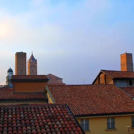 Cosmopolitan Konukevi Bolonya