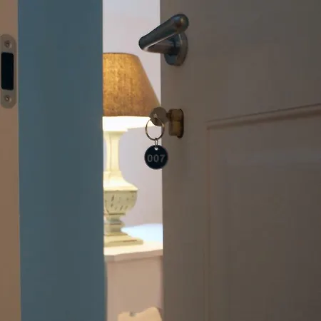 Гостевой дом Cosmopolitan 3*