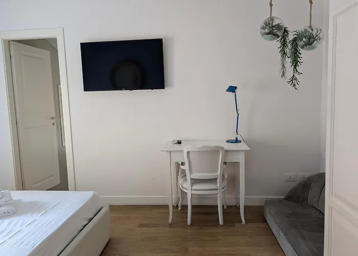 Konukevi Cosmopolitan Bolonya